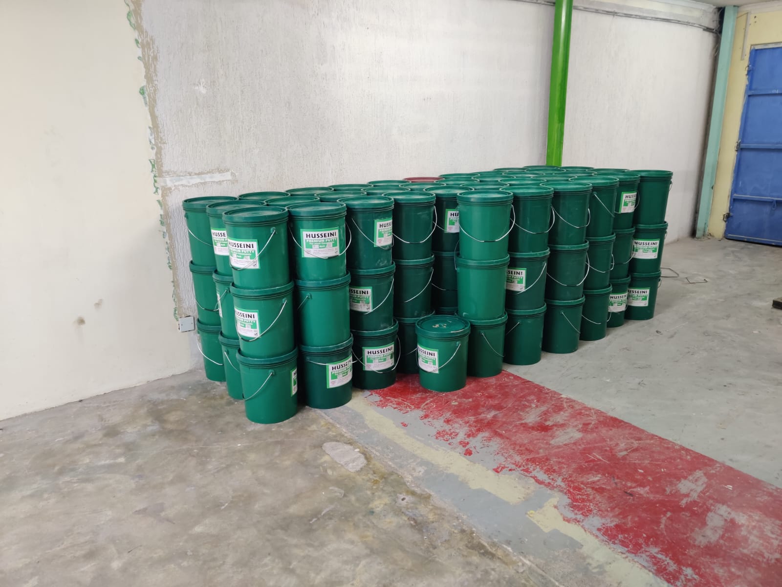 Premium Putty and Paint